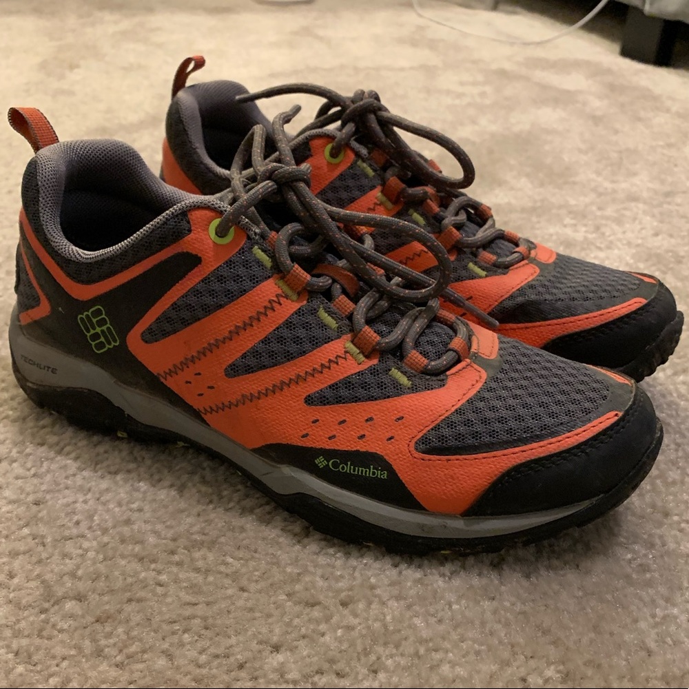 Columbia hiking shoes